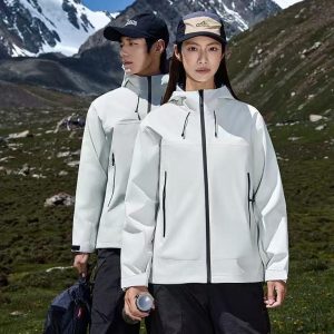 Single-Layer Hooded Outdoor Hiking Stand Collar Jacket